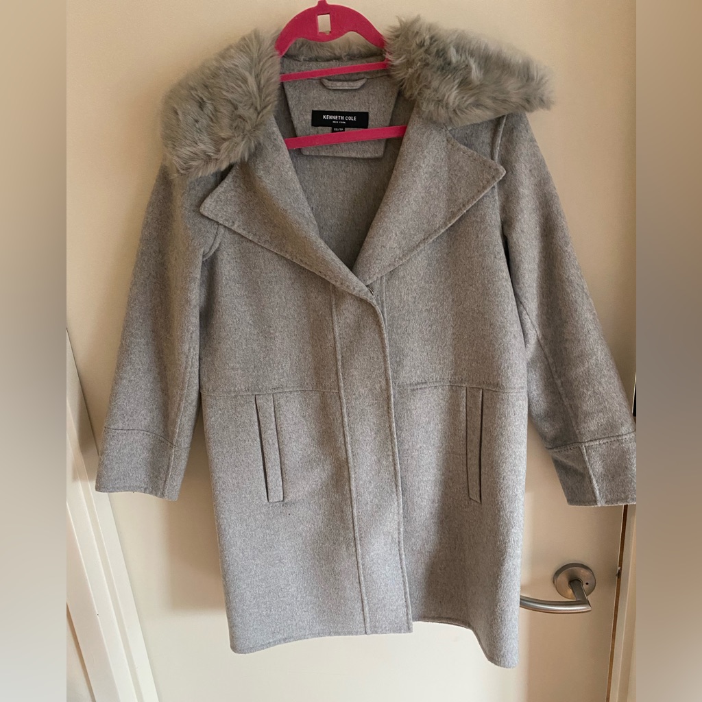 Kenneth Cole Removable Faux-Fur-Collar Single-Breasted Gray Wool Blend